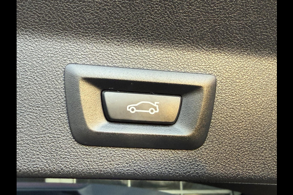 BMW X3 xDrive30e M SPORT | PANORAMA | TREKHAAK | HEAD UP | 21" LM VELGEN | SIDE ASSIST |