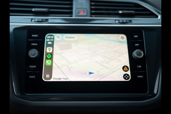 Volkswagen Tiguan 1.5 TSI R-Line Business+ | Keyless | Camera | Elk-A-klep | IQ light | Prijs Rijklaar!!