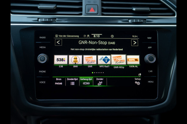 Volkswagen Tiguan 1.5 TSI R-Line Business+ | Keyless | Camera | Elk-A-klep | IQ light | Prijs Rijklaar!!