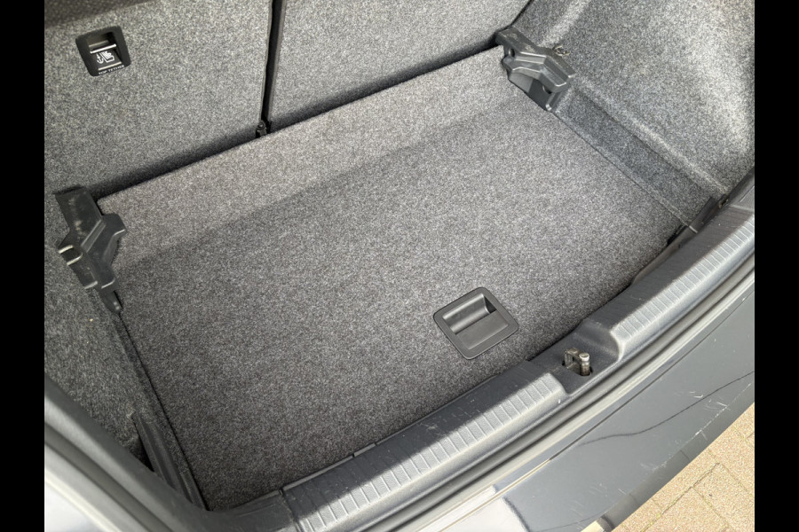 Volkswagen Polo 1.0 TSi 95pk Comfortline 5-drs. CAMERA/NAVI/CARPLAY/ADAPT.CRUISE/15INCH