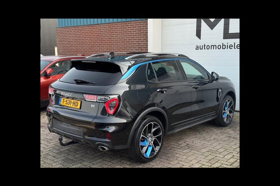 Lynk & Co 01 1.5 SOH 99,63% - Trekhaak - 360° - Panorama dak