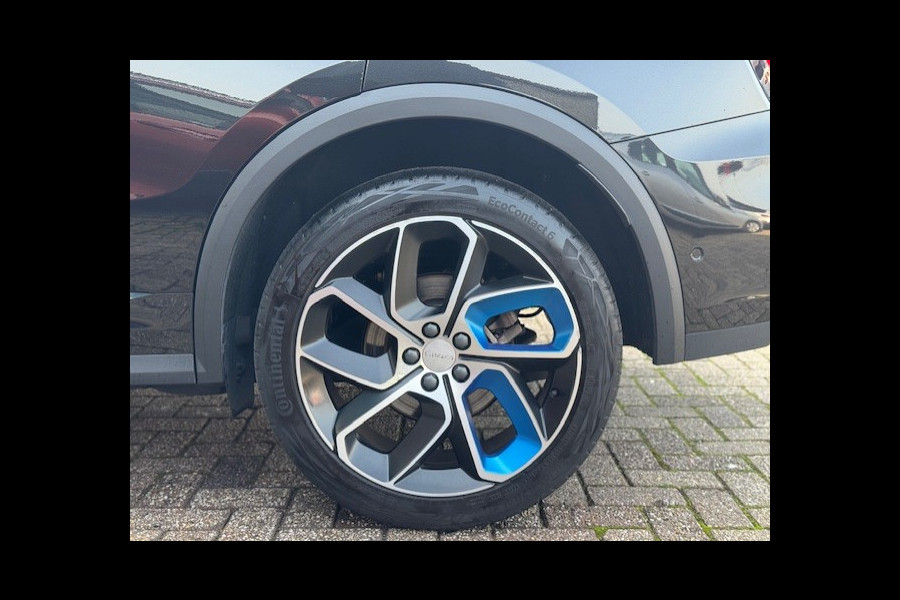 Lynk & Co 01 1.5 SOH 99,63% - Trekhaak - 360° - Panorama dak