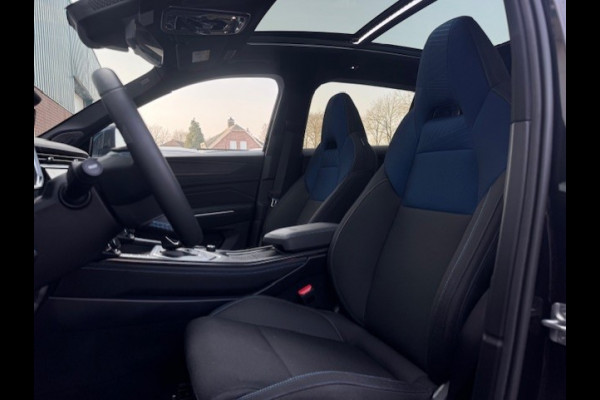 Lynk & Co 01 1.5 SOH 99,63% - Trekhaak - 360° - Panorama dak