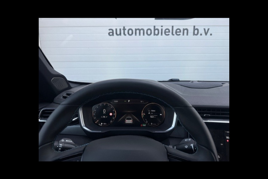 Lynk & Co 01 1.5 SOH 99,63% - Trekhaak - 360° - Panorama dak