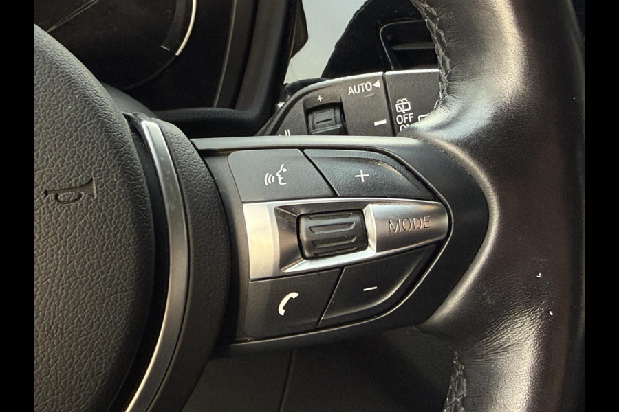 BMW X1 xDrive25e M SPORT | SPORTSTOELEN | TREKHAAK | STOELVERWARMING |