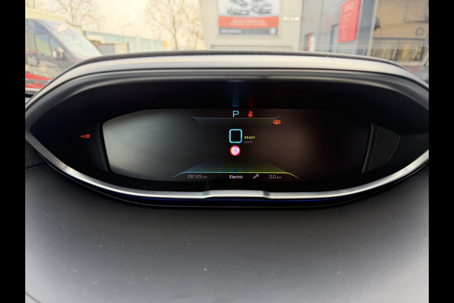 Peugeot 3008 225pk HYbrid Allure Pack (Camera - Keyless Entry - LED - 19"- Adaptieve Cruise Controle - Automatische Airco - Navigatie)