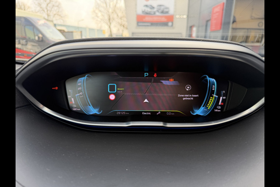 Peugeot 3008 225pk HYbrid Allure Pack (Camera - Keyless Entry - LED - 19"- Adaptieve Cruise Controle - Automatische Airco - Navigatie)