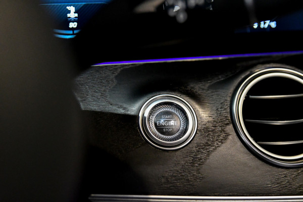 Mercedes-Benz E-Klasse 400 d 4MATIC AMG Night. Pano, Luchtv, Memory, 360, Burm, Leder, Dodeh, CarPlay, Sfeer!