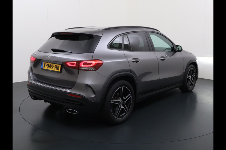 Mercedes-Benz GLA 180 AMG line | Night Sfeer Camera