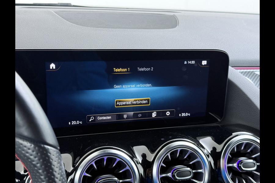 Mercedes-Benz GLA 180 AMG line | Night Sfeer Camera