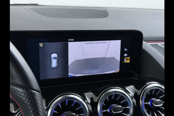 Mercedes-Benz GLA 180 AMG line | Night Sfeer Camera