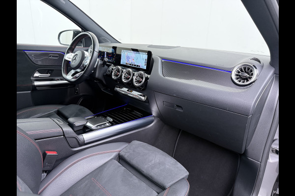 Mercedes-Benz GLA 180 AMG line | Night Sfeer Camera