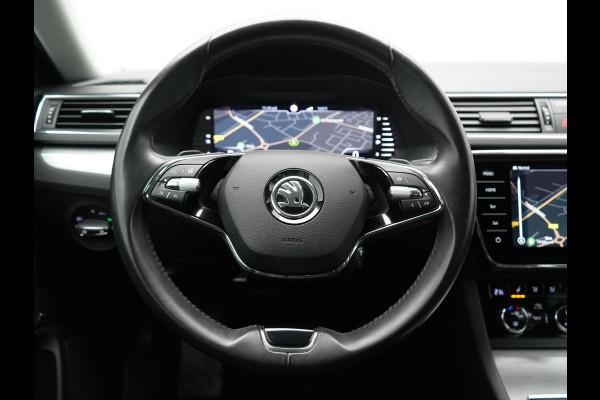 Škoda Superb Combi 1.4 TSI iV Business Edition Plus Plug In Hybrid 218pk PHEV | Trekhaak Af Fabriek | Crystal LED | Canton Audio | Sportstoelen & Stuur Verwarmd | Camera | Keyless | Cruise Control | Navigatie | Apple Carplay | Virtual | DAB | 17"L.M |