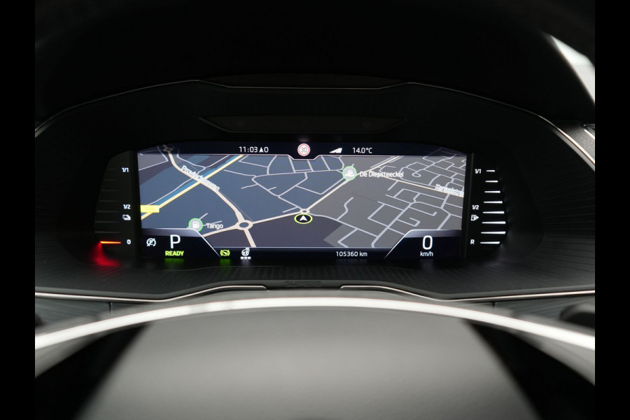 Škoda Superb Combi 1.4 TSI iV Business Edition Plus Plug In Hybrid 218pk PHEV | Trekhaak Af Fabriek | Crystal LED | Canton Audio | Sportstoelen & Stuur Verwarmd | Camera | Keyless | Cruise Control | Navigatie | Apple Carplay | Virtual | DAB | 17"L.M |