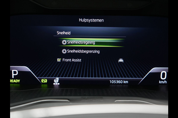 Škoda Superb Combi 1.4 TSI iV Business Edition Plus Plug In Hybrid 218pk PHEV | Trekhaak Af Fabriek | Crystal LED | Canton Audio | Sportstoelen & Stuur Verwarmd | Camera | Keyless | Cruise Control | Navigatie | Apple Carplay | Virtual | DAB | 17"L.M |