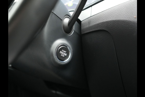 Škoda Superb Combi 1.4 TSI iV Business Edition Plus Plug In Hybrid 218pk PHEV | Trekhaak Af Fabriek | Crystal LED | Canton Audio | Sportstoelen & Stuur Verwarmd | Camera | Keyless | Cruise Control | Navigatie | Apple Carplay | Virtual | DAB | 17"L.M |