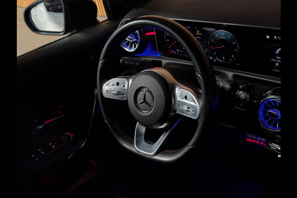 Mercedes-Benz A-Klasse 180 Business Solution AMG PANO|