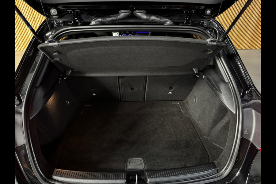 Mercedes-Benz A-Klasse 180 Business Solution AMG PANO|