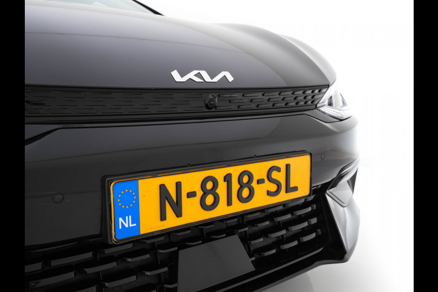 Kia Ev6 GT-Line 77.4 kWh (3-Fase-11kW) {SOH-100%} (INCL-BTW) Aut. *HEATPUMP | PANO | HEAD-UP | LEATHER-ALCANTARA | ADAPTIVE-CRUISE | DIGI-COCKPIT | MERIDIAN-AUDIO | MEMORYPACK | FULL-LED | KEYLESS | TOPVIEW | DAB | BLINDSPOT | NAVI-FULLMAP |