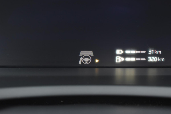 Volvo XC90 T8 455PK Recharge AWD Ultimate Bright / Luchtvering / Bowers & Wilkins / Schuif-kanteldak / 360 Camera / Head Up Display / Nappaleder met ventilatie / Massagefunctie / Gelamineerde zijruiten / 22'' Velgen / Trekhaak /  Stoelverwarming / Stuurverwarming