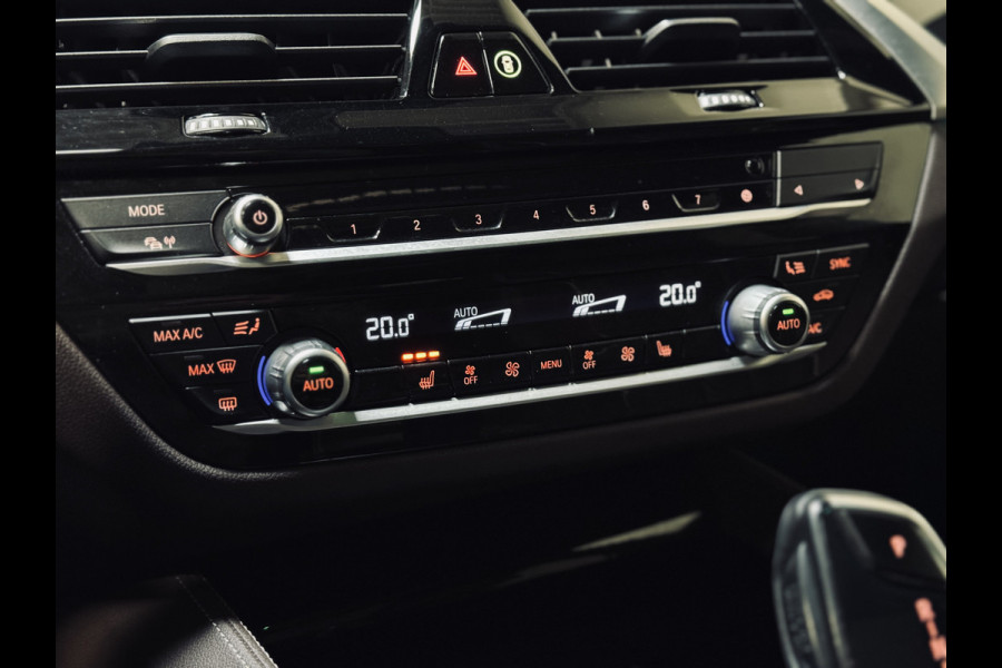 BMW 6 Serie Gran Turismo 630i High Exe. M-Sport | Panorama | Luchtv. | Act.Steering