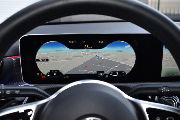 Mercedes-Benz A-Klasse 200 163PK Aut. Launch Edition Premium Plus | Sfeerverlichting | Navi | Camera | Incl. garantie