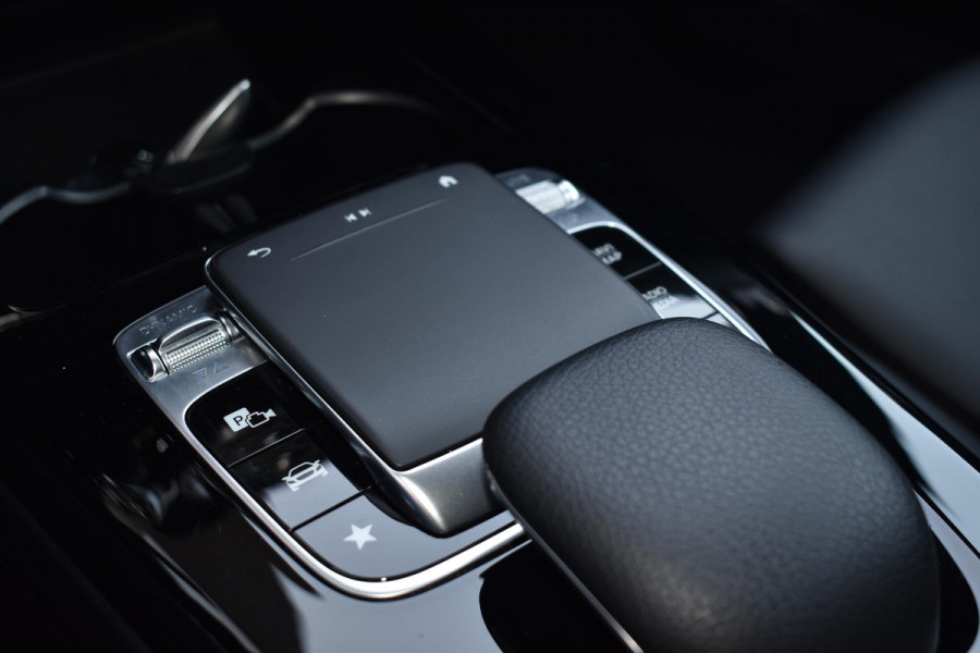 Mercedes-Benz A-Klasse 200 163PK Aut. Launch Edition Premium Plus | Sfeerverlichting | Navi | Camera | Incl. garantie