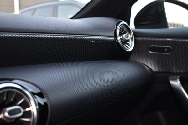 Mercedes-Benz A-Klasse 200 163PK Aut. Launch Edition Premium Plus | Sfeerverlichting | Navi | Camera | Incl. garantie