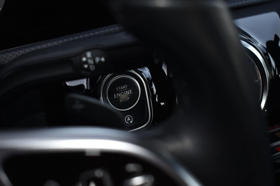 Mercedes-Benz A-Klasse 200 163PK Aut. Launch Edition Premium Plus | Sfeerverlichting | Navi | Camera | Incl. garantie