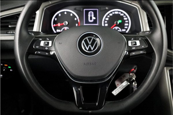 Volkswagen T-Roc 1.5 TSI Style 150 pk Automaat (DSG) | Verlengde garantie | Navigatie | Parkeersensoren | Adaptieve cruise control