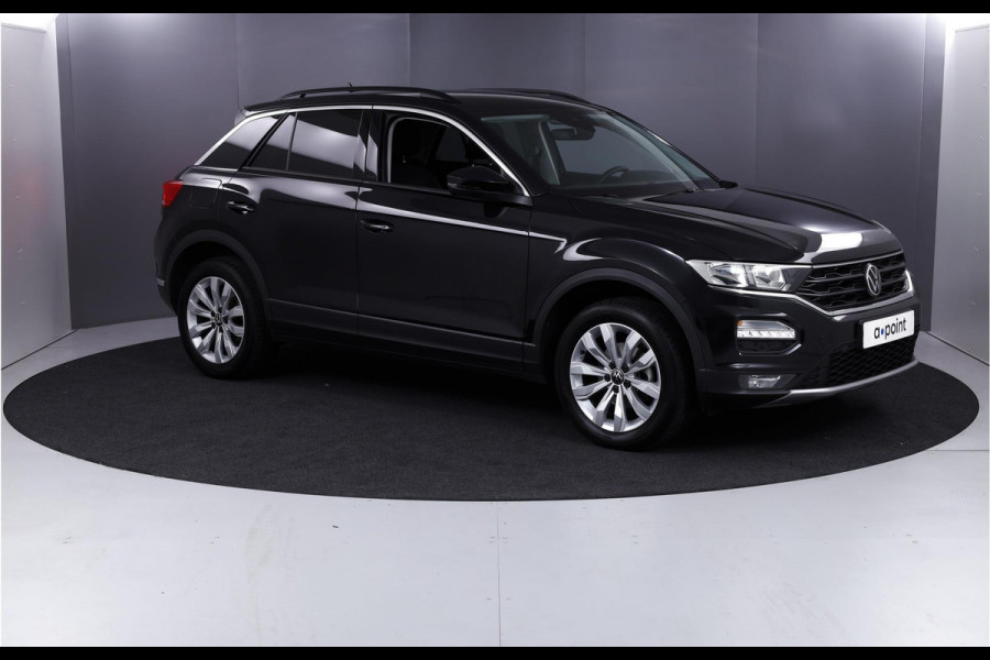 Volkswagen T-Roc 1.5 TSI Style 150 pk Automaat (DSG) | Verlengde garantie | Navigatie | Parkeersensoren | Adaptieve cruise control