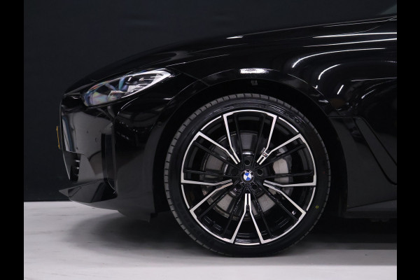 BMW i4 eDrive40 84 kWh [SCHUIFKANTELDAK, ADAPTIVE CRUISE CONTROL, APPLE CARPLAY, ANDROID AUTO, ACHTERUITRIJCAMERA, PDC V+A,STUURVERWARMING, BMW LED, NIEUWSTAAT]