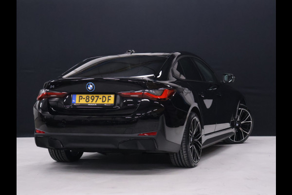BMW i4 eDrive40 84 kWh [SCHUIFKANTELDAK, ADAPTIVE CRUISE CONTROL, APPLE CARPLAY, ANDROID AUTO, ACHTERUITRIJCAMERA, PDC V+A,STUURVERWARMING, BMW LED, NIEUWSTAAT]