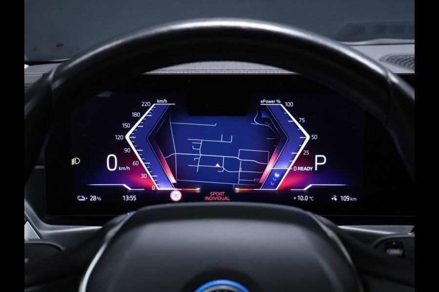 BMW i4 eDrive40 84 kWh [SCHUIFKANTELDAK, ADAPTIVE CRUISE CONTROL, APPLE CARPLAY, ANDROID AUTO, ACHTERUITRIJCAMERA, PDC V+A,STUURVERWARMING, BMW LED, NIEUWSTAAT]