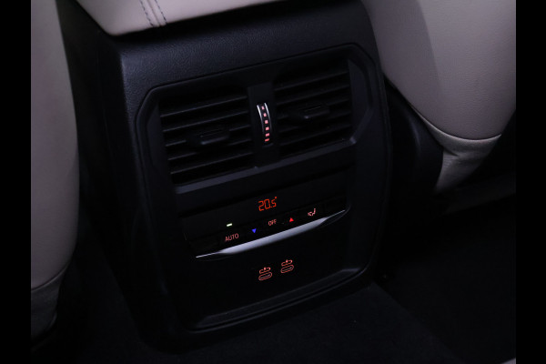 BMW i4 eDrive40 84 kWh [SCHUIFKANTELDAK, ADAPTIVE CRUISE CONTROL, APPLE CARPLAY, ANDROID AUTO, ACHTERUITRIJCAMERA, PDC V+A,STUURVERWARMING, BMW LED, NIEUWSTAAT]