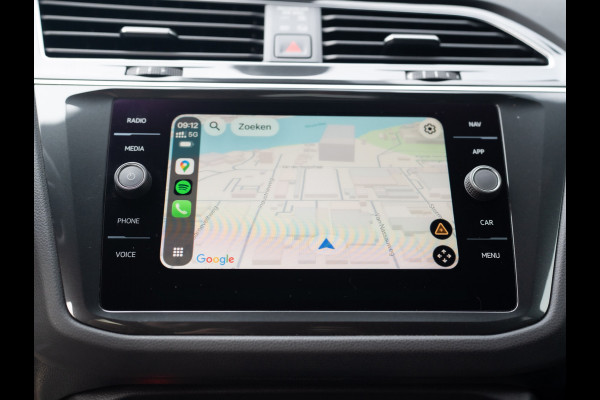 Volkswagen Tiguan 1.5 TSI R-Line Business+ | Trekhaak wegkl. | Elk. A-klep | Side Assist | 20'' | IQ Light | Prijs Rijklaar!!