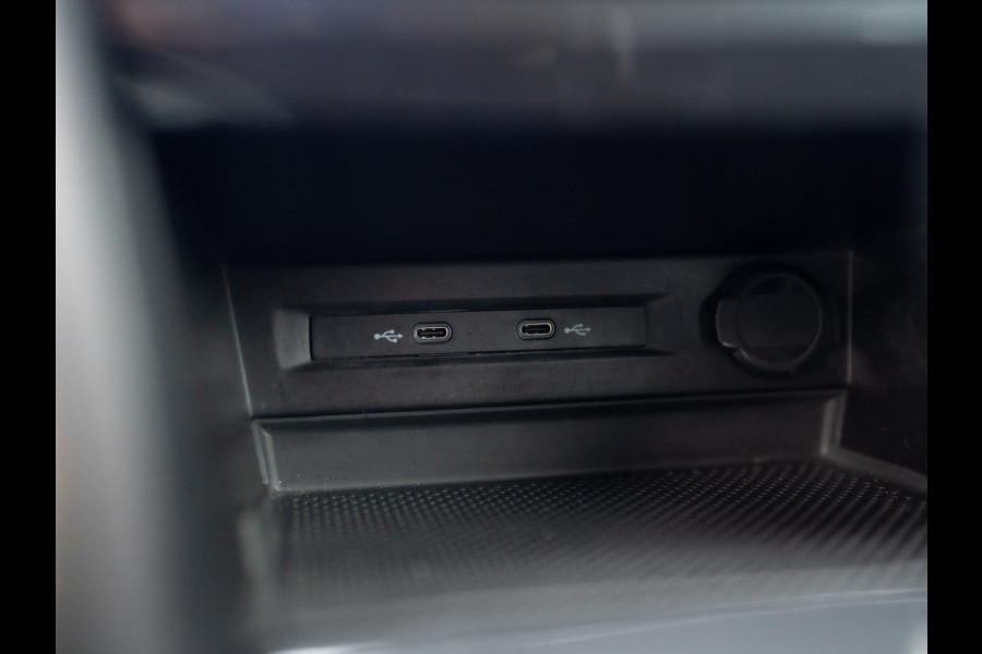 Volkswagen Tiguan 1.5 TSI R-Line Business+ | Trekhaak wegkl. | Elk. A-klep | Side Assist | 20'' | IQ Light | Prijs Rijklaar!!