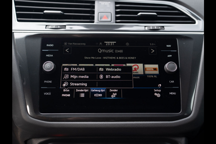 Volkswagen Tiguan 1.5 TSI R-Line Business+ | Trekhaak wegkl. | Elk. A-klep | Side Assist | 20'' | IQ Light | Prijs Rijklaar!!