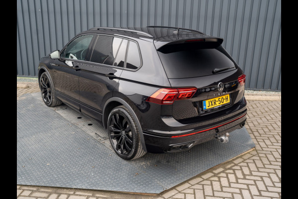 Volkswagen Tiguan 1.5 TSI R-Line Business+ | Trekhaak wegkl. | Elk. A-klep | Side Assist | 20'' | IQ Light | Prijs Rijklaar!!