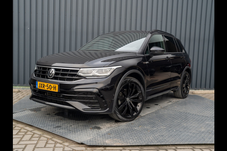 Volkswagen Tiguan 1.5 TSI R-Line Business+ | Trekhaak wegkl. | Elk. A-klep | Side Assist | 20'' | IQ Light | Prijs Rijklaar!!