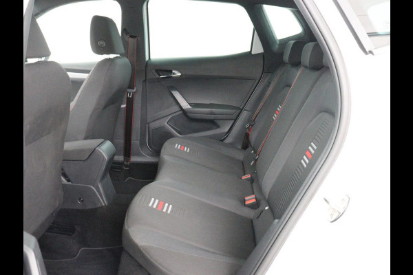 Seat Arona 1.0 TSI FR Intense | Adaptive cruise | Camera | Carplay | Navigatie | Full LED | Keyless | Virtual Cockpit | Climate control | Parkeerhulp