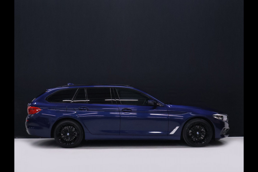 BMW 5 Serie Touring 520i M Sport [SCHUIFKANTELDAK, CRUISE CONTROL, BLUETOOTH TELEFOON, HUD, ACHTERUITRIJCAMERA, PDC V+A, STOELVERWARMING, BMW ADAPTIVE LED, NIEUWSTAAT]
