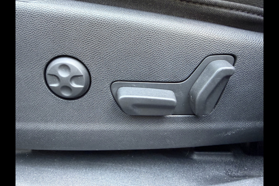 DS Ds 7 Crossback 225pk E-Tense Performance Line (Elektrisch Schuifdak - Trekhaak - Leder incl geheugen - Stoelverwarming - Camera - Xenon - Autom