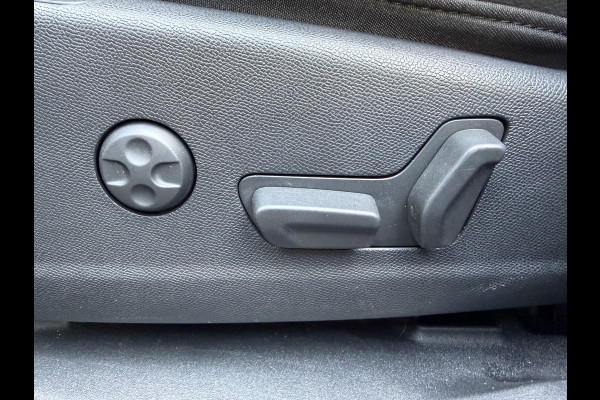 DS Ds 7 Crossback 225pk E-Tense Performance Line (Elektrisch Schuifdak - Trekhaak - Leder incl geheugen - Stoelverwarming - Camera - Xenon - Autom