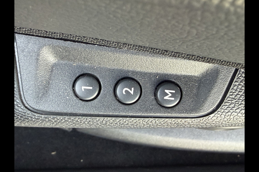 DS Ds 7 Crossback 225pk E-Tense Performance Line (Elektrisch Schuifdak - Trekhaak - Leder incl geheugen - Stoelverwarming - Camera - Xenon - Autom