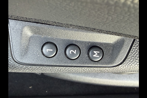 DS Ds 7 Crossback 225pk E-Tense Performance Line (Elektrisch Schuifdak - Trekhaak - Leder incl geheugen - Stoelverwarming - Camera - Xenon - Autom