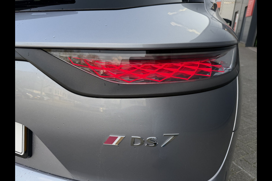 DS Ds 7 Crossback 225pk E-Tense Performance Line (Elektrisch Schuifdak - Trekhaak - Leder incl geheugen - Stoelverwarming - Camera - Xenon - Autom