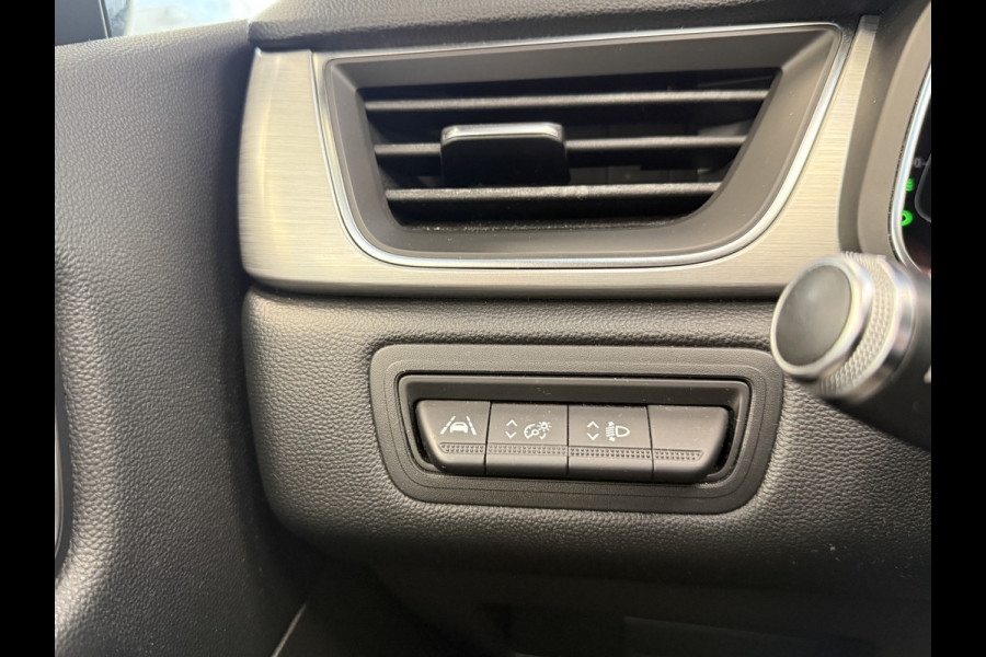 Renault Captur 1.3 TCe 130 Intens Navi PDC Camera Climate 17'' 24 maanden garantie mogelijk (*vraag naar de voorwaarden)