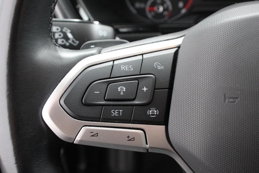 Volkswagen T-Cross 1.0 TSI 110 pk DSG Life Plus | Navigatie | Apple Carplay/Android Auto | Adaptive Cruise Control | Lane Assist | Camera | Parkeersensoren | Stoelverwarming | DAB