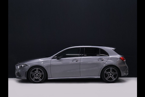 Mercedes-Benz A-Klasse 180 Business Solution AMG [SCHUIFKANTELDAK, MEMORY SEATS, SFEERVERLICHTING, CRUISE CONTROL, BLUETOOTH TELEFOON, ACHTERUITRIJCAMERA, PDC V+A, NIEUWSTAAT]